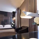 Hotel A La Des Artistes
