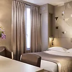 Hotel A La Villa Des Artistes