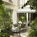 Hotel A La Villa Des Artistes