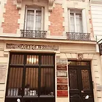 Hotel A La Des Artistes Paris