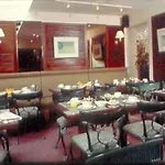 Hotel A La Des Artistes Paris