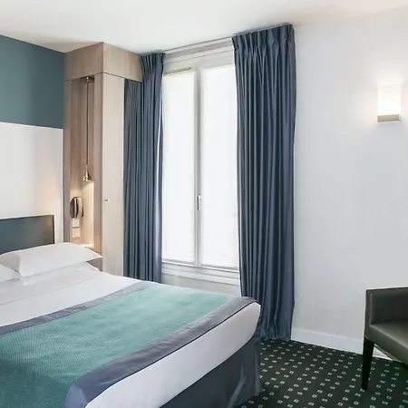 A La Des Artistes Hotel 3*