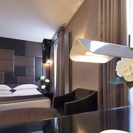 Hotel A La Des Artistes